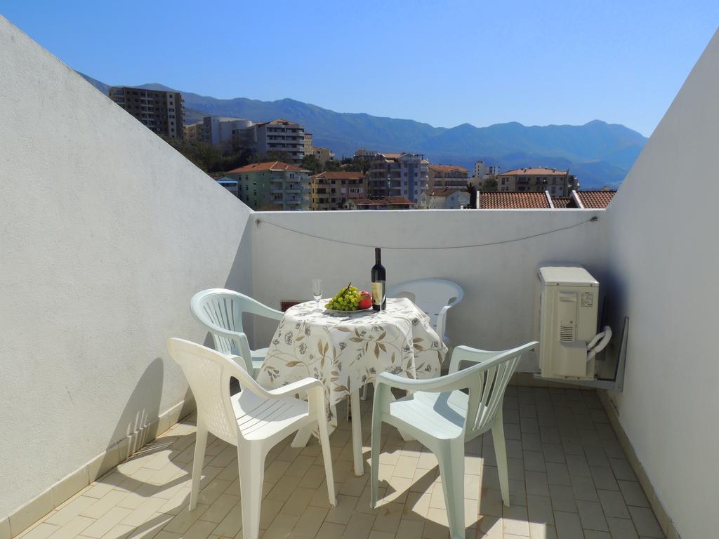 Guest House Jelena Budva Exterior photo