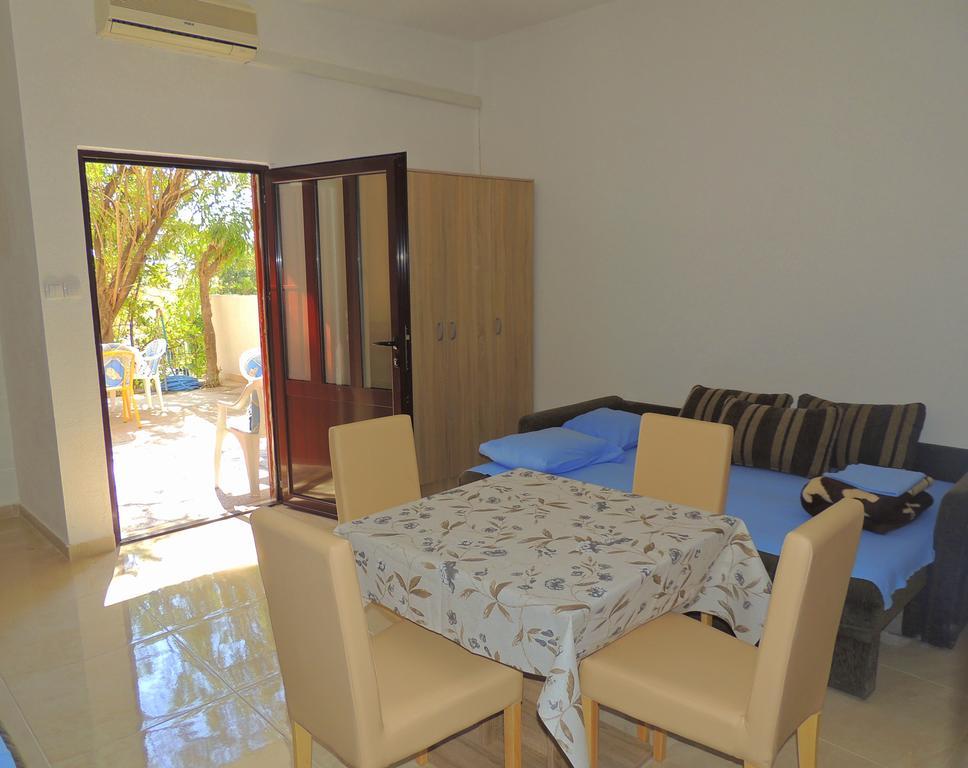 Guest House Jelena Budva Exterior photo