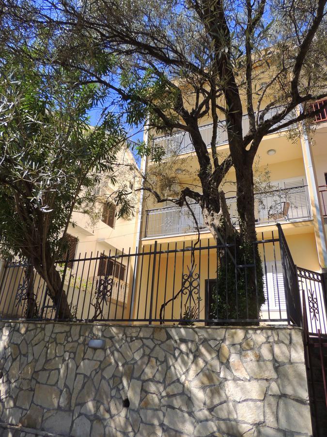 Guest House Jelena Budva Exterior photo