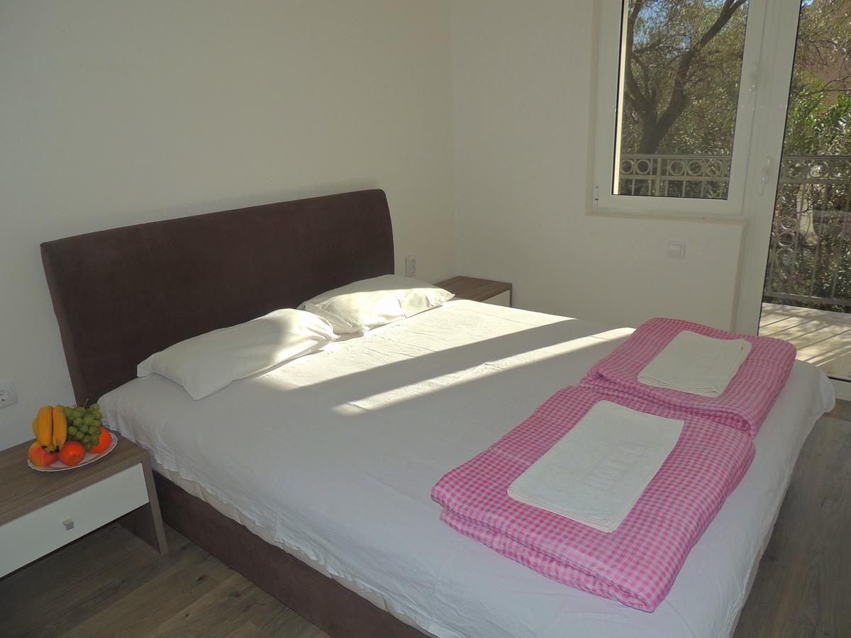 Guest House Jelena Budva Exterior photo